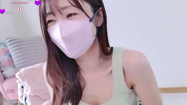 Snapshot of meg_0901 chatting on 9, 10, 2025 meg 0901 online show from 9, 10, 2025