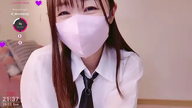 Snapshot of meg_0901 chatting on 12, 10, 2025 meg 0901 online show from 12, 10, 2025