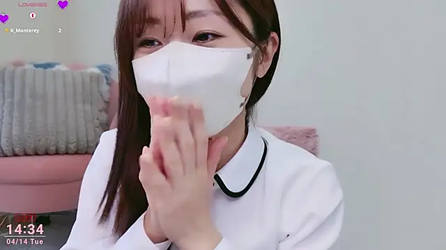 Snapshot of meg_0901 chatting on 14, 4, 2026 meg 0901 online show from 14, 4, 2026