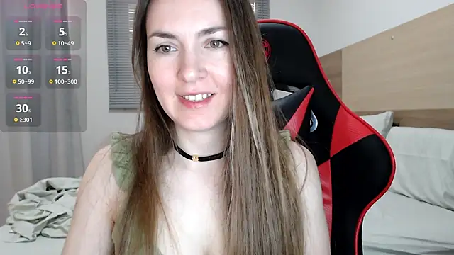 Snapshot of Naughty_Annn chatting on 4, 12, 2025 Naughty Annn online show from 4, 12, 2025