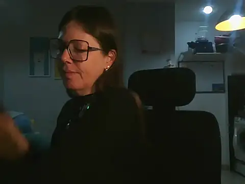 Snapshot of Calentandote chatting on 4, 7, 2026 Calentandote online show from 4, 7, 2026