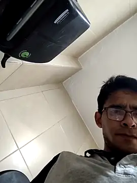 Snapshot of VL25DN26 chatting on 28, 2, 2026 VL25DN26 online show from 28, 2, 2026