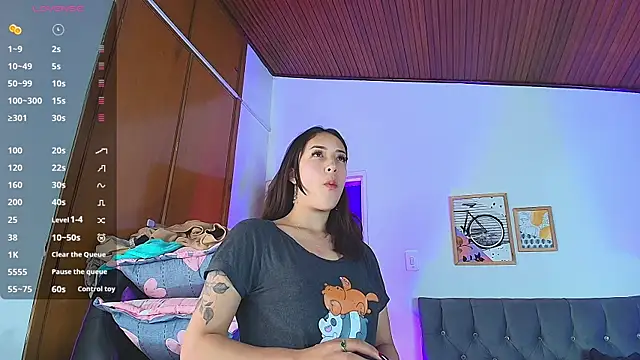 Cassie fletcher  online show from 13, 11, 2025