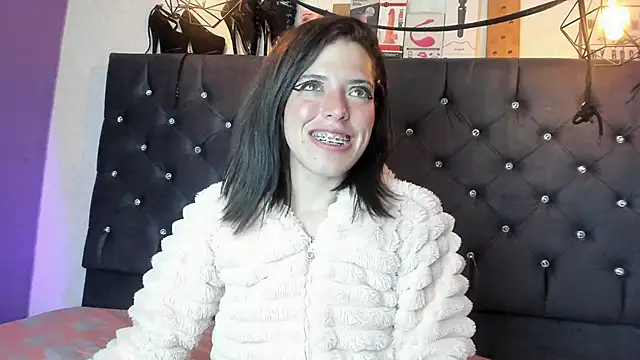 Vannesa gomezz online show from 10, 12, 2024