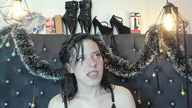 Vannesa gomezz online show from 17, 12, 2024