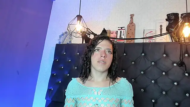 Vannesa gomezz online show from 10, 1, 2025