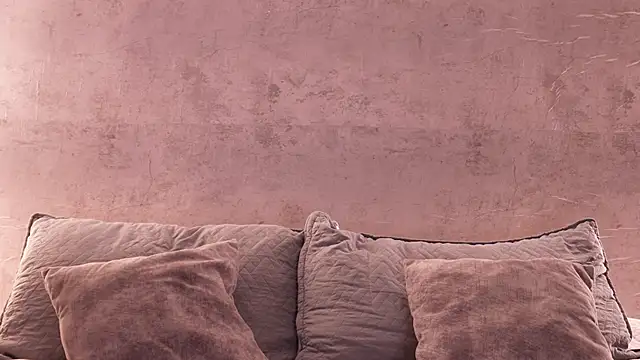 Nicky and Blake online show from 5, 3, 2026