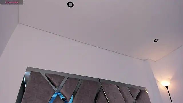 samaay07  online show from 10, 4, 2026