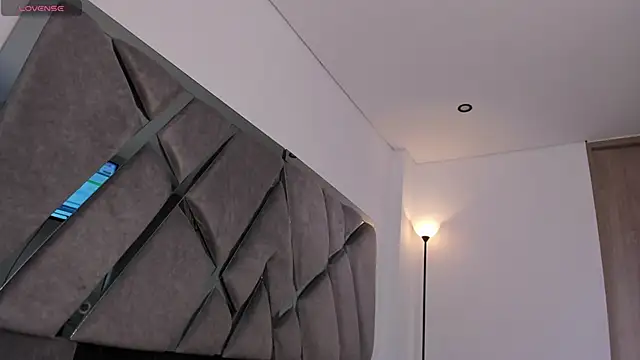 samaay07  online show from 16, 4, 2026