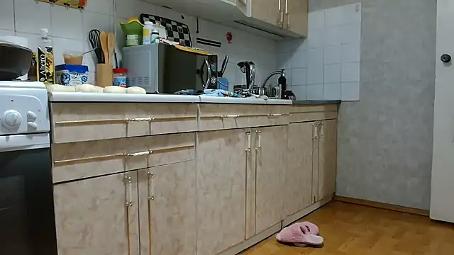 Vika  online show from 17, 1, 2025