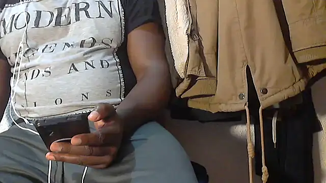 Snapshot of mmoiblack chatting on 31, 1, 2026 mmoiblack online show from 31, 1, 2026