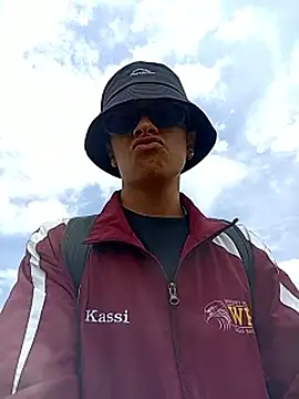 Cuervo maniaco online show from 13, 2, 2026