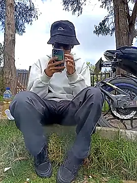 Cuervo maniaco online show from 14, 2, 2026