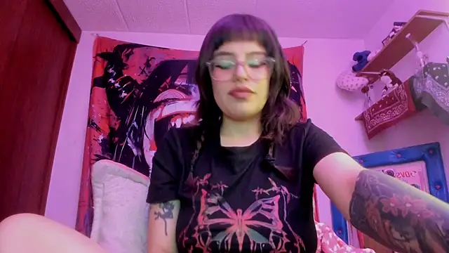Lucyfx666 online show from 20, 6, 2026