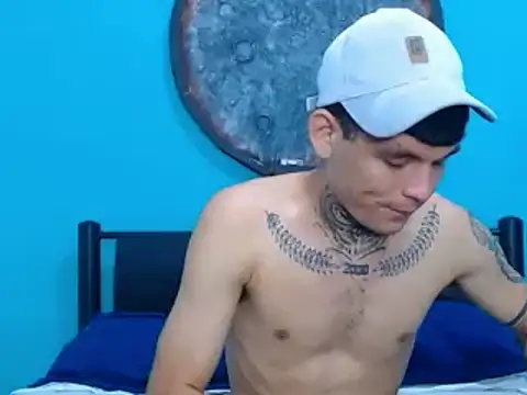 Snapshot of Dirtymatthew chatting on 8, 3, 2025 Dirtymatthew online show from 8, 3, 2025