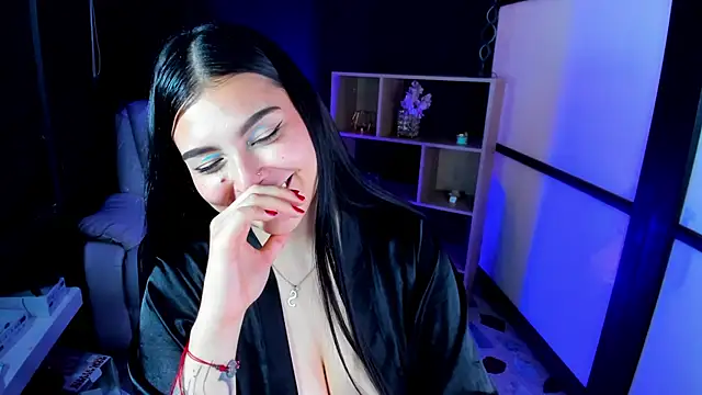 TifanyWhite  online show from 21, 12, 2024