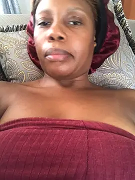 Snapshot of NAUGHTYSHALOTXX chatting on 23, 2, 2025 NAUGHTYSHALOTXX online show from 23, 2, 2025
