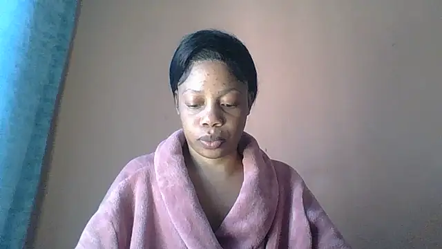 NAUGHTYSHALOTXX online show from 5, 7, 2026