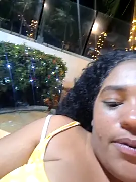 Snapshot of Annie-Wolf chatting on 19, 11, 2025 Annie-Wolf online show from 19, 11, 2025