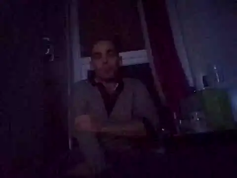 Snapshot of DrbigdickUK chatting on 4, 10, 2025 DrbigdickUK online show from 4, 10, 2025