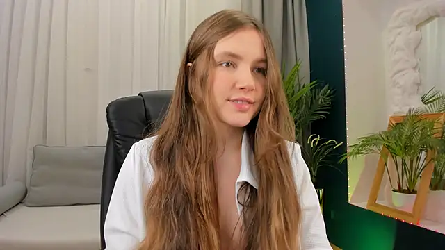 Snapshot of MaryannSoftt chatting on 14, 2, 2025 MaryannSoftt online show from 14, 2, 2025