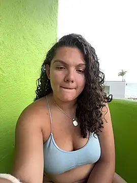 Snapshot of eva_y_marcelo chatting on 3, 2, 2025 eva y marcelo online show from 3, 2, 2025