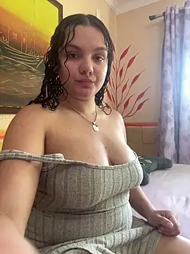 Snapshot of eva_y_marcelo chatting on 5, 2, 2025 eva y marcelo online show from 5, 2, 2025