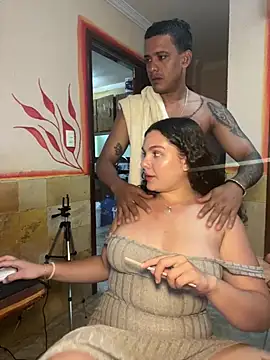 Snapshot of eva_y_marcelo chatting on 5, 2, 2025 eva y marcelo online show from 5, 2, 2025