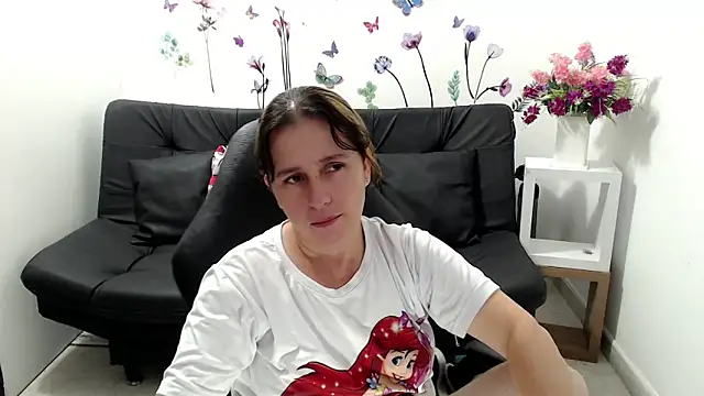 victoria jones online show from 9, 5, 2026