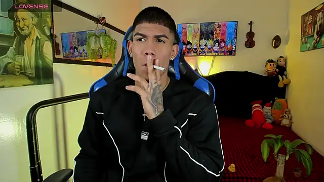 Damian latinxxx online show from 3, 5, 2026