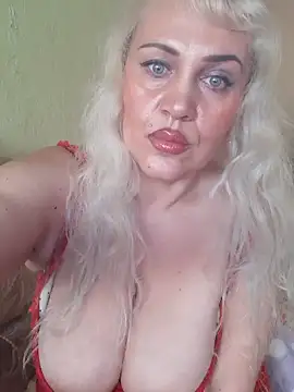 Snapshot of IsabellaBoni chatting on 6, 3, 2025 IsabellaBoni online show from 6, 3, 2025