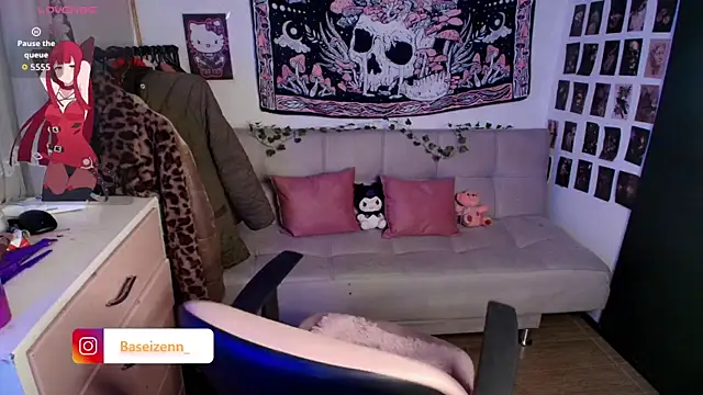 Snapshot of exodiakinky2 chatting on 8, 7, 2026 exodiakinky2 online show from 8, 7, 2026