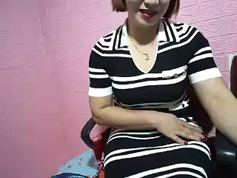 Snapshot of Mama-BigPussy chatting on 13, 12, 2024 Mama-BigPussy online show from 13, 12, 2024
