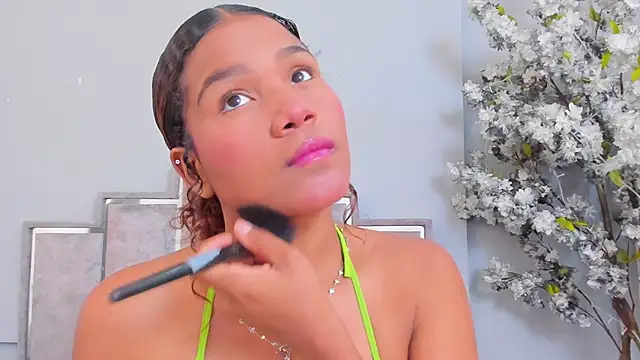 Snapshot of Isabellsmmith chatting on 28, 2, 2025 Isabellsmmith online show from 28, 2, 2025