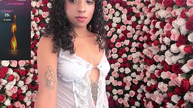 Ariella Ruiz online show from 7, 1, 2025