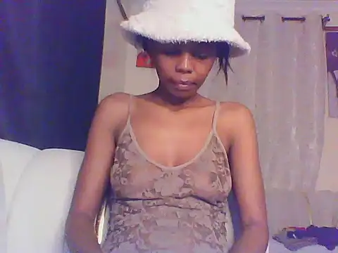 Snapshot of sweetanabella4 chatting on 23, 3, 2026 sweetanabella4 online show from 23, 3, 2026