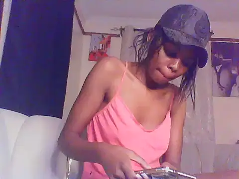 Snapshot of sweetanabella4 chatting on 18, 6, 2026 sweetanabella4 online show from 18, 6, 2026