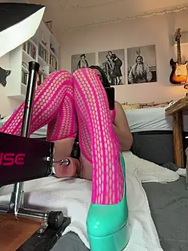 FoxyandTed online show from 19, 12, 2025