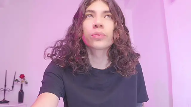 Snapshot of gabriel__manson chatting on 18, 1, 2025 gabriel  manson online show from 18, 1, 2025