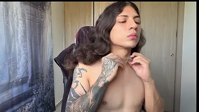 Snapshot of gabriel__manson chatting on 9, 9, 2025 gabriel  manson online show from 9, 9, 2025