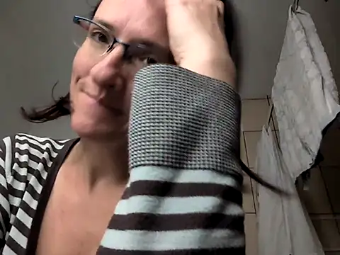 Milky hairy mommy online show from 20, 9, 2025