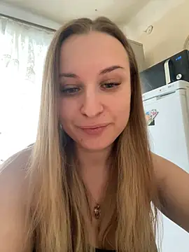 Snapshot of OlgaBuzzz chatting on 8, 1, 2025 OlgaBuzzz online show from 8, 1, 2025