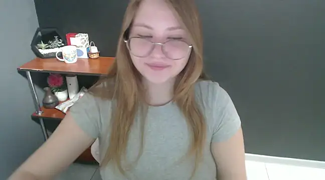 Snapshot of lady_minx chatting on 20, 12, 2024 lady minx online show from 20, 12, 2024