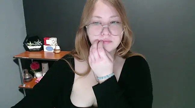 Snapshot of lady_minx chatting on 8, 1, 2025 lady minx online show from 8, 1, 2025