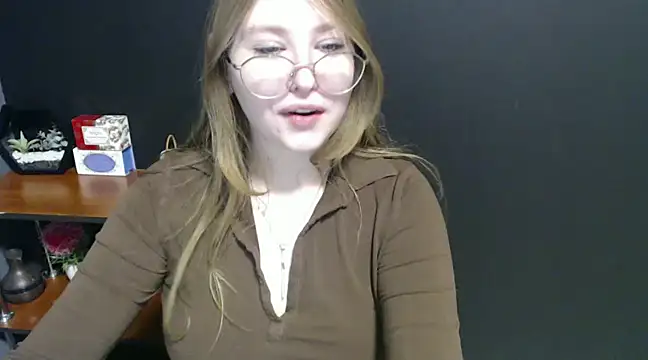 Snapshot of lady_minx chatting on 17, 1, 2025 lady minx online show from 17, 1, 2025