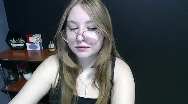 Snapshot of lady_minx chatting on 21, 1, 2025 lady minx online show from 21, 1, 2025