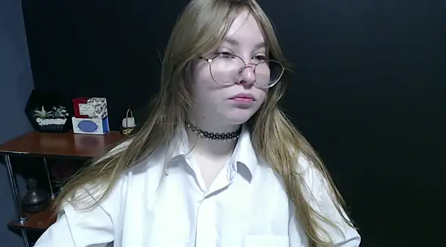 Snapshot of lady_minx chatting on 27, 1, 2025 lady minx online show from 27, 1, 2025