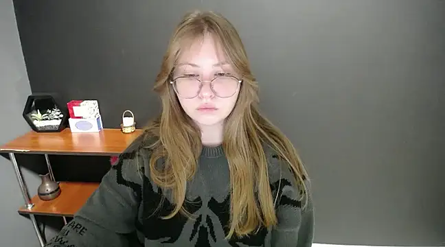 Snapshot of lady_minx chatting on 10, 2, 2025 lady minx online show from 10, 2, 2025