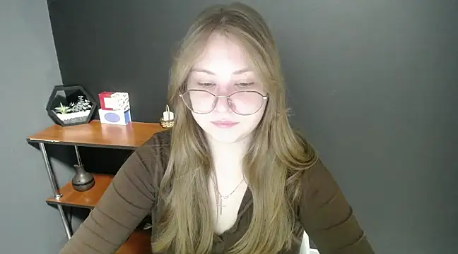 Snapshot of lady_minx chatting on 11, 2, 2025 lady minx online show from 11, 2, 2025