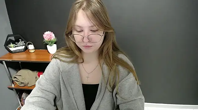 Snapshot of lady_minx chatting on 18, 2, 2025 lady minx online show from 18, 2, 2025